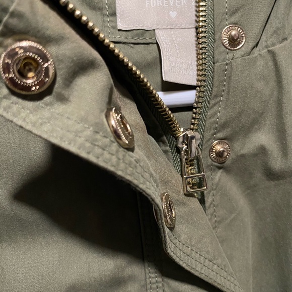Green utility jacket - Picture 2 of 2